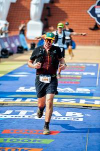 BIB: 5198
                            <button type="button" onclick="openModal(22755106)" class="btn btn-primary btn-sm float-right btn-popup" data-toggle="modal" data-target=".modal-high-quality">
                        <i class="fas fa-shopping-cart"></i> Add to Cart
                    </button>
                                            <button type="button" onclick="isThisMe(22755106, true)" class="btn btn-success btn-sm float-right btn-popup btn-isme hidden" data-toggle="tooltip" data-placement="bottom" title="นี่คือรูปของคุณใช่ไหม คลิกที่นี่เพื่อเอาเข้าอัลบั้ม">
                        <i class="fas fa-plus"></i> Add to album
                    </button>
                    <button type="button" onclick="isThisMe(22755106, false)" class="btn btn-warning btn-sm float-right btn-popup btn-isnotme hidden">
                        <i class="fas fa-ban"></i> Remove from album
                    </button>